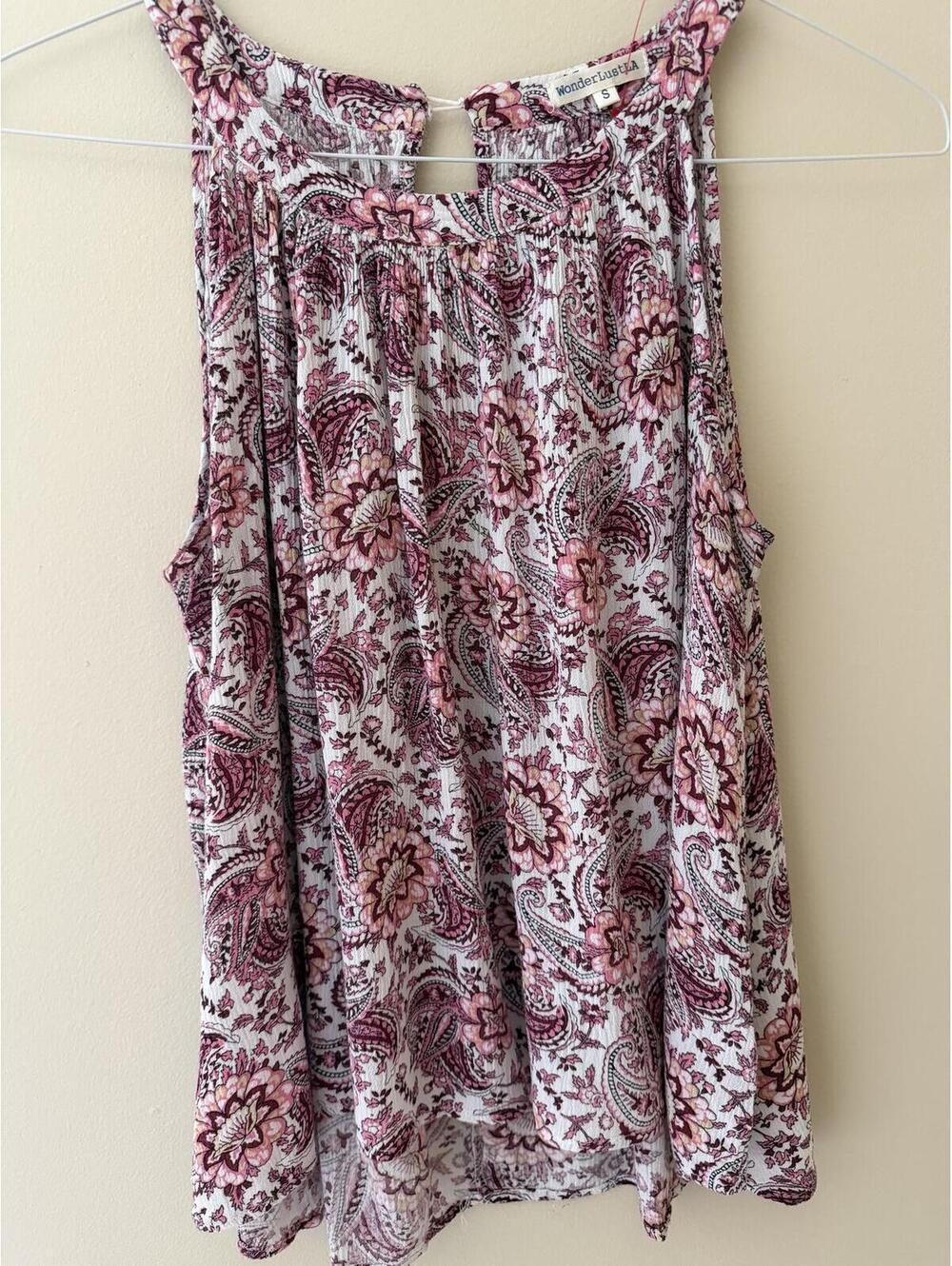 NWOT WonderLust LA S Flowy Tank Open Keyhole Back